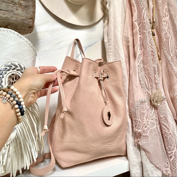 Rare Sweet ROOTS BOHO backpack in stunning blush super soft prince leather - Picture 4 of 16